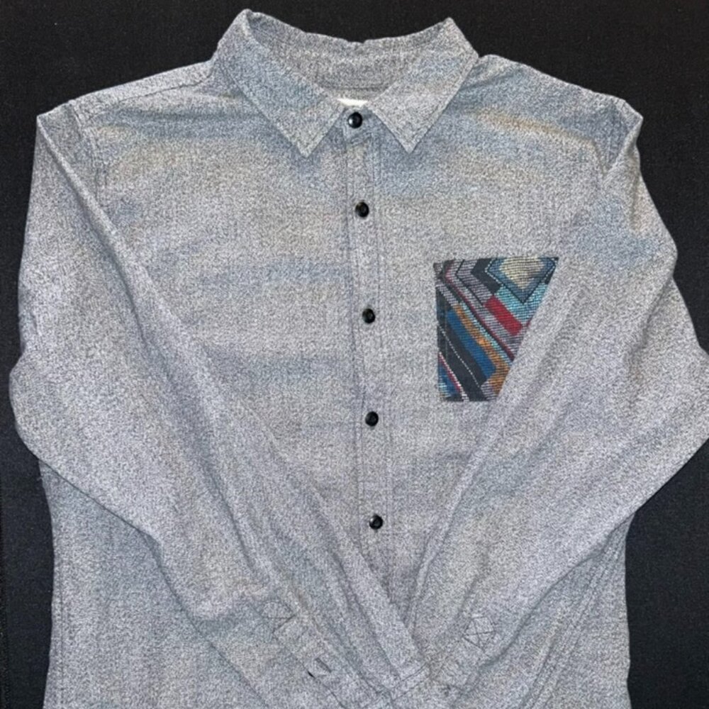 On the Byas Gray Button Up Size Large